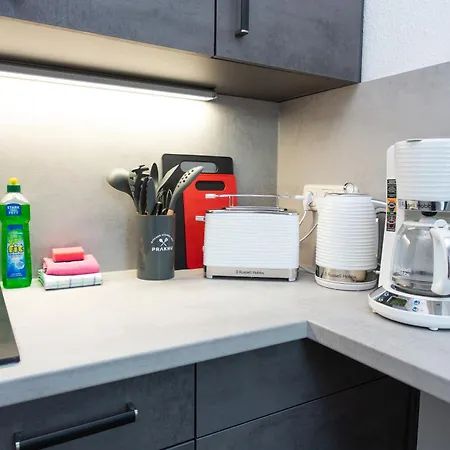 Apartamento Little - Ruhig & Im Zentrum Gelegen- Perfekt Fuer Solo Reisende, Paare Oder Businessgaeste