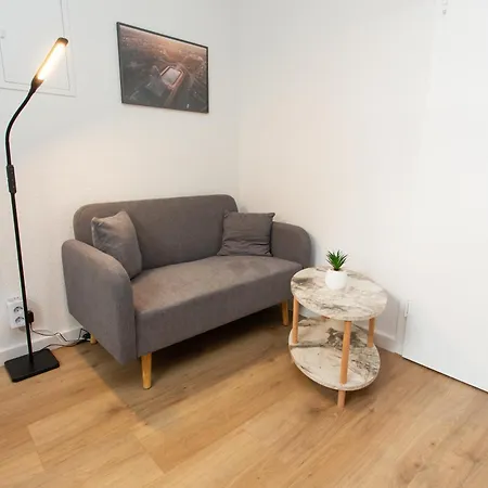 Little - Ruhig & Im Zentrum Gelegen- Perfekt Fuer Solo Reisende, Paare Oder Businessgaeste