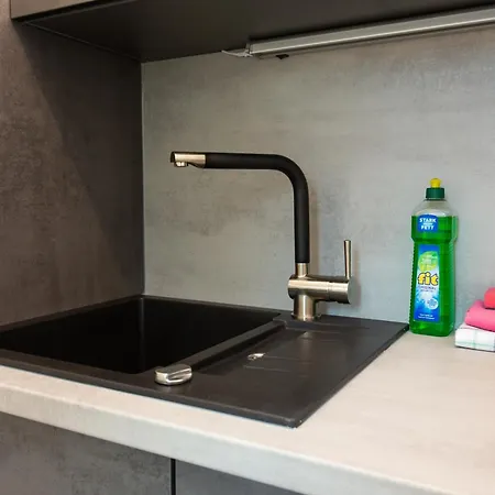 Little - Ruhig & Im Zentrum Gelegen- Perfekt Fuer Solo Reisende, Paare Oder Businessgaeste Apartamento *