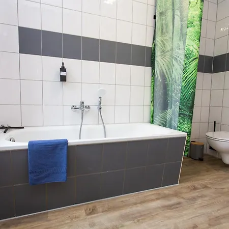 Little - Ruhig & Im Zentrum Gelegen- Perfekt Fuer Solo Reisende, Paare Oder Businessgaeste Leipzig